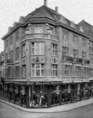 Das Pelzhaus Gompertz, Bahnhofstrasse/Ecke Klosterstrasse