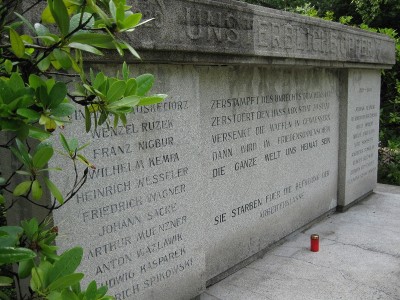 Denkmal auf dem Horster Sdfriedhof in Gelsenkirchen