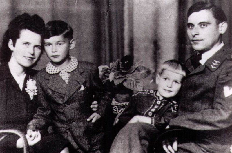 Familie Hinz, 1944