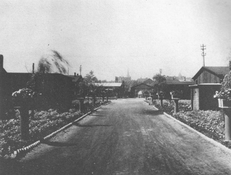 Teilansicht des Vorzeigelagers fr Ostarbeiter