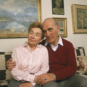 Trudy und Lewis Schloss. Lewis passed away in 2000