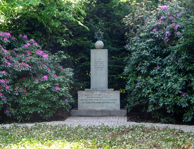 Mahnmal auf dem Horster Friedhof