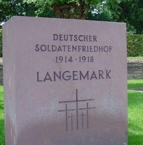 Soldatenfriedhof Langemark, Belgien